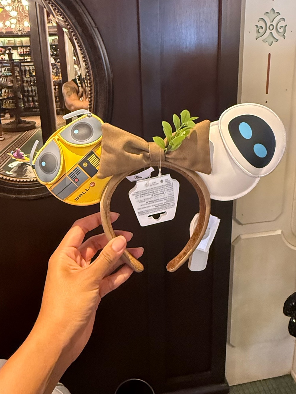 D23 Exclusive 2026: WALL·E & EVE Ears